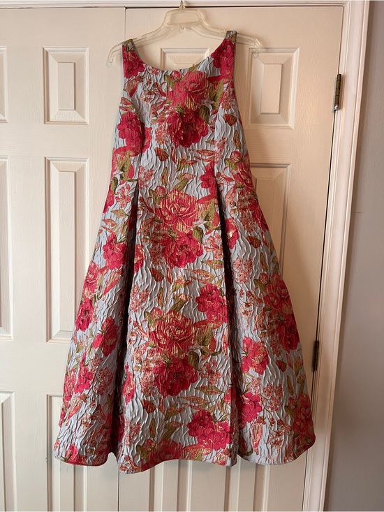 Adrianna Papell Dresses & Skirts - Pink Floral Formal Dress